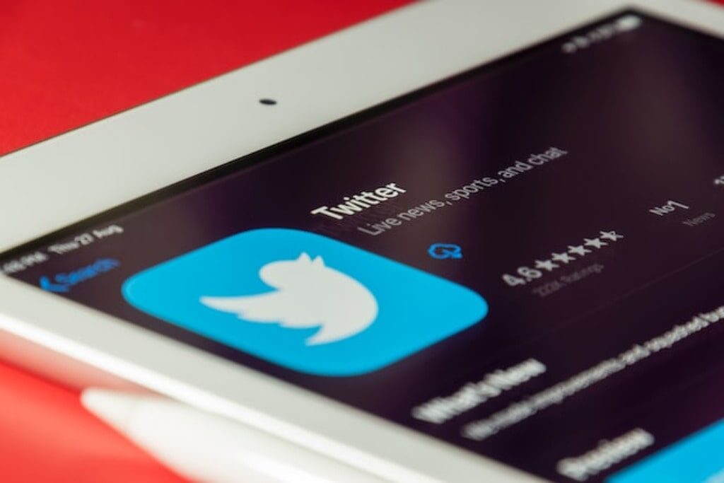 twitter1-min-6696375